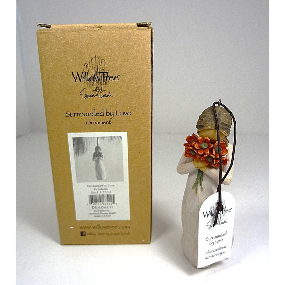 Willow Tree Surrounded by‎ Love Ornament Figurine Susan Lordi Demdaco